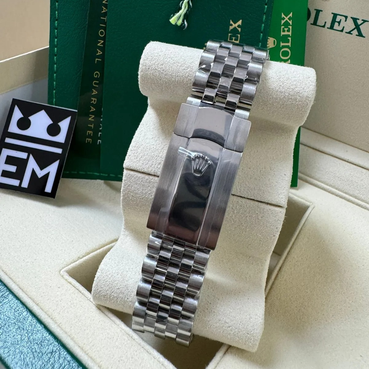 RX Sky-Dweller – White Dial